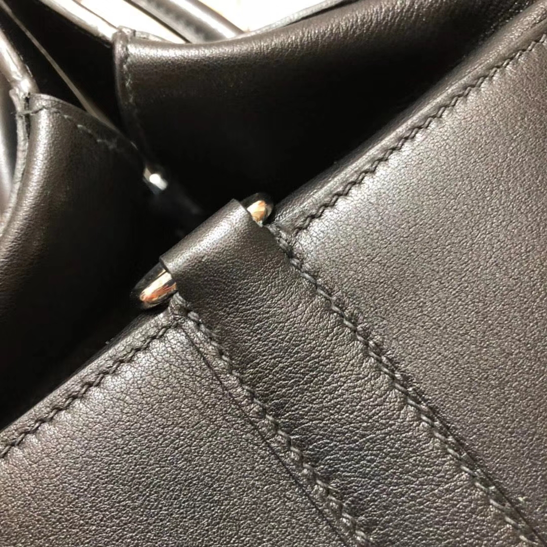 爱马仕牛奶包 Hermes Toolbox26CM 黑色原厂Swift牛皮手提女包 银扣
