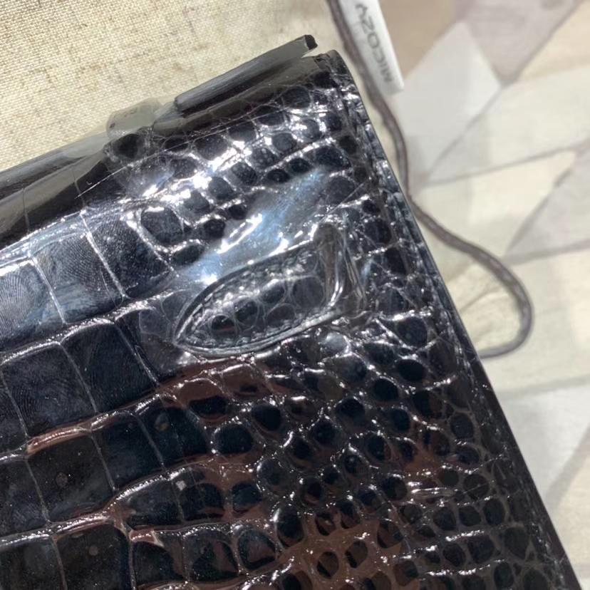Hermes Minikelly22CM 爱马仕黑色亮光美洲鳄鱼皮迷你凯莉包 金扣