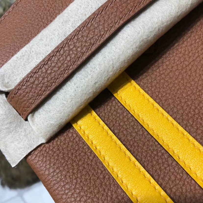 Hermes最新款铂金包 爱马仕土黄色togo皮拼琥珀黄Swift牛皮Birkin25CM 银扣