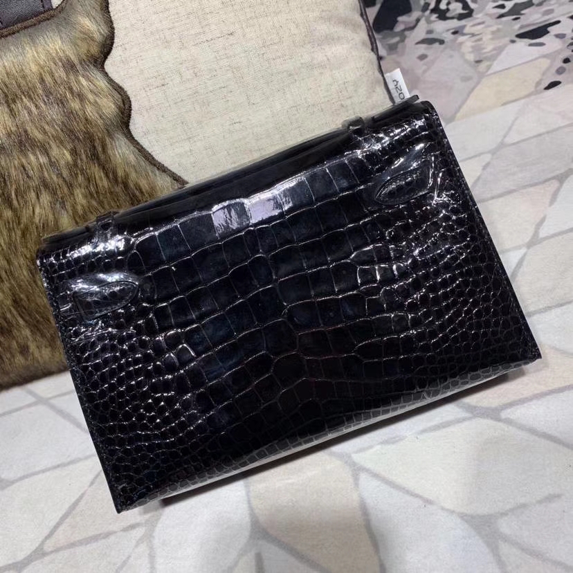 Hermes Minikelly22CM 爱马仕黑色亮光美洲鳄鱼皮迷你凯莉包 金扣