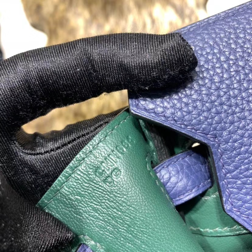 Hermes女包价格 爱马仕宝石蓝拼绿色Togo牛皮竖条铂金包Birkin25CM 银扣