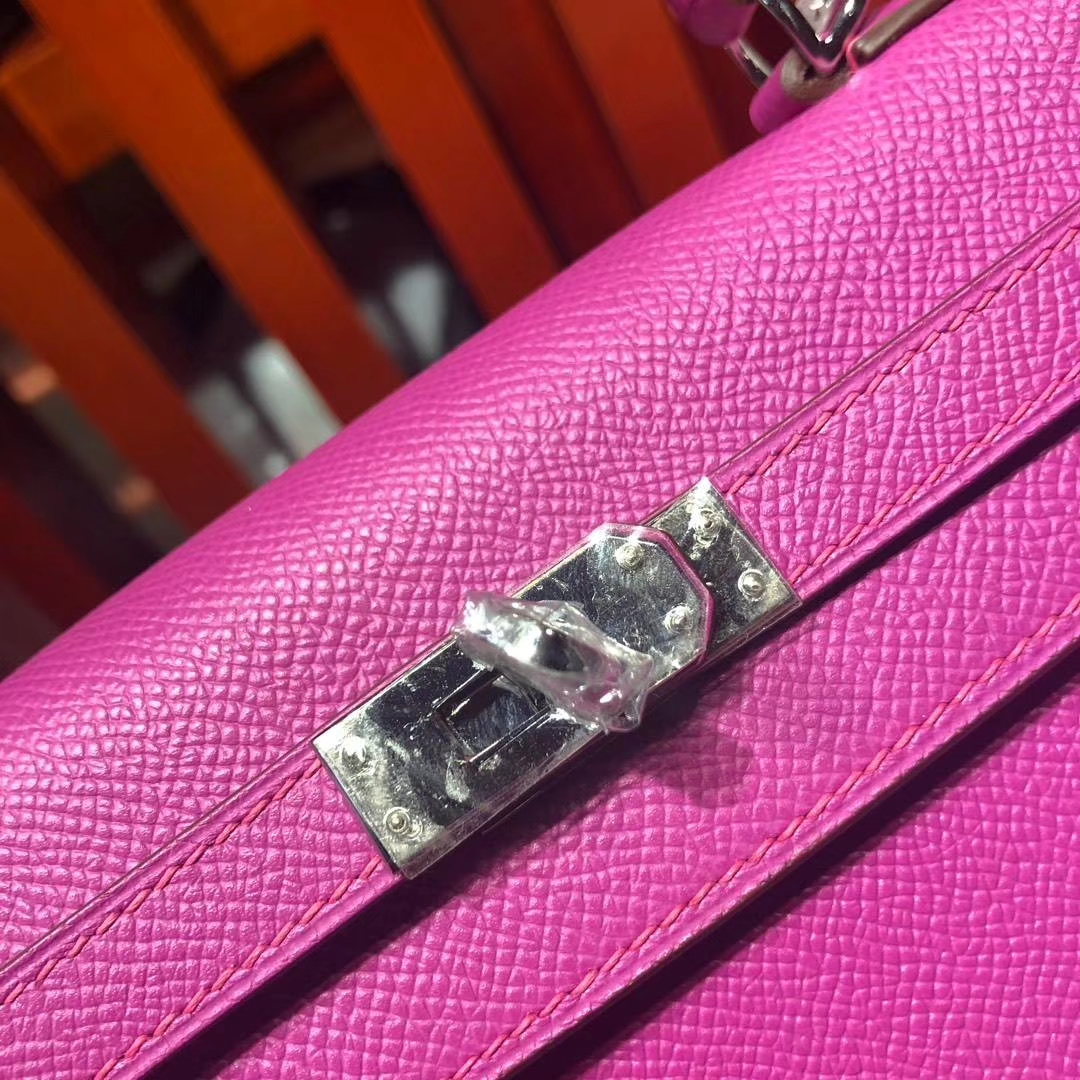 爱马仕Kelly女包 Hermes Kelly25CM 玉兰粉顶级Epsom牛皮凯莉包 银扣