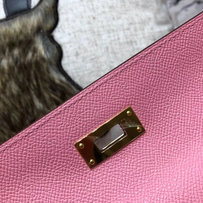 爱马仕凯莉包价格 Hermes Kelly28CM 奶昔粉进口Epsom牛皮 金扣