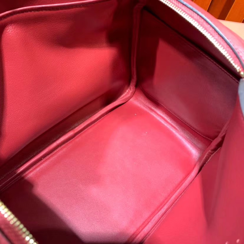 Hermes女包价格 爱马仕原厂御用Swift牛皮琳迪包Lindy26CM 宝石红 金扣
