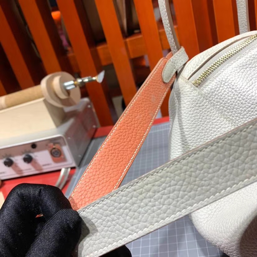 爱马仕拼色琳迪包 Hermes Lindy26CM 珍珠灰拼龙虾粉原厂Togo牛皮 金扣