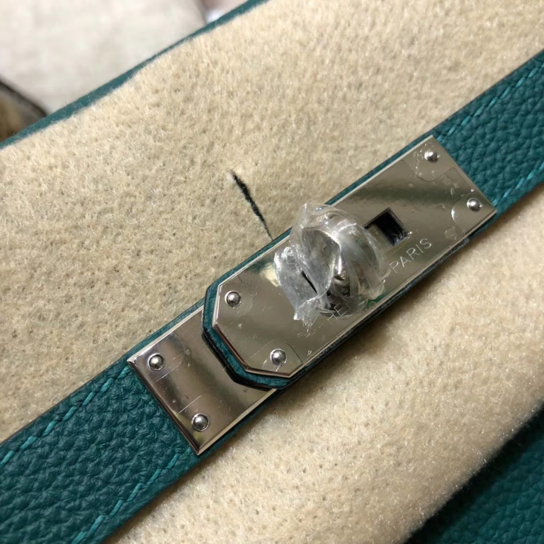 广州包包批发 Hermes爱马仕孔雀绿原厂小牛皮内缝凯莉包Kelly32CM 银扣