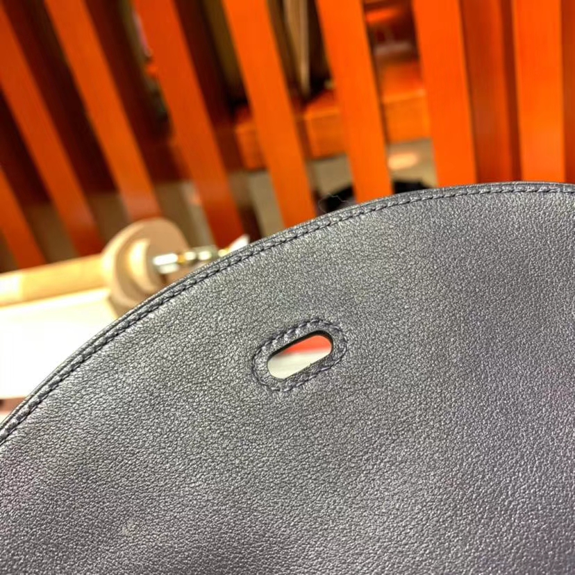 爱马仕琳迪包 Hermes Lindy26CM 午夜蓝原厂御用Swift牛皮 银扣