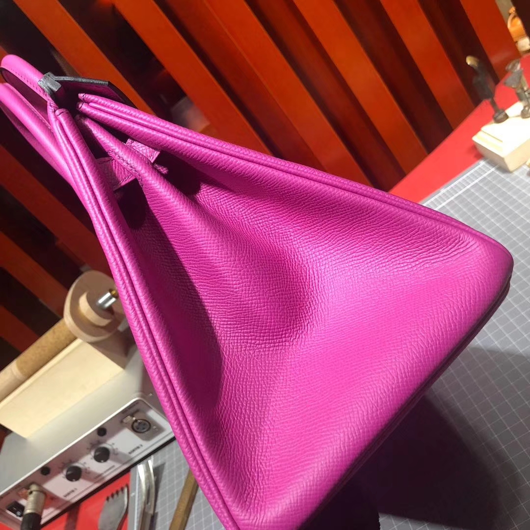 爱马仕铂金包价格 Hermes Birkin30CM 9I玉兰粉原厂Epsom牛皮 银扣
