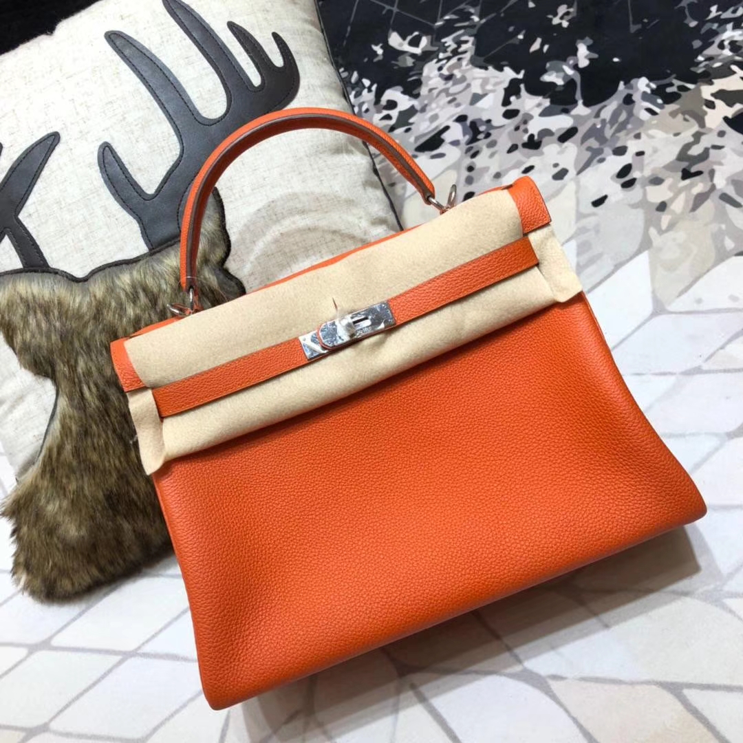 爱马仕Kelly女包32CM Hermes橙色原厂Togo小牛皮内缝凯莉包 银扣