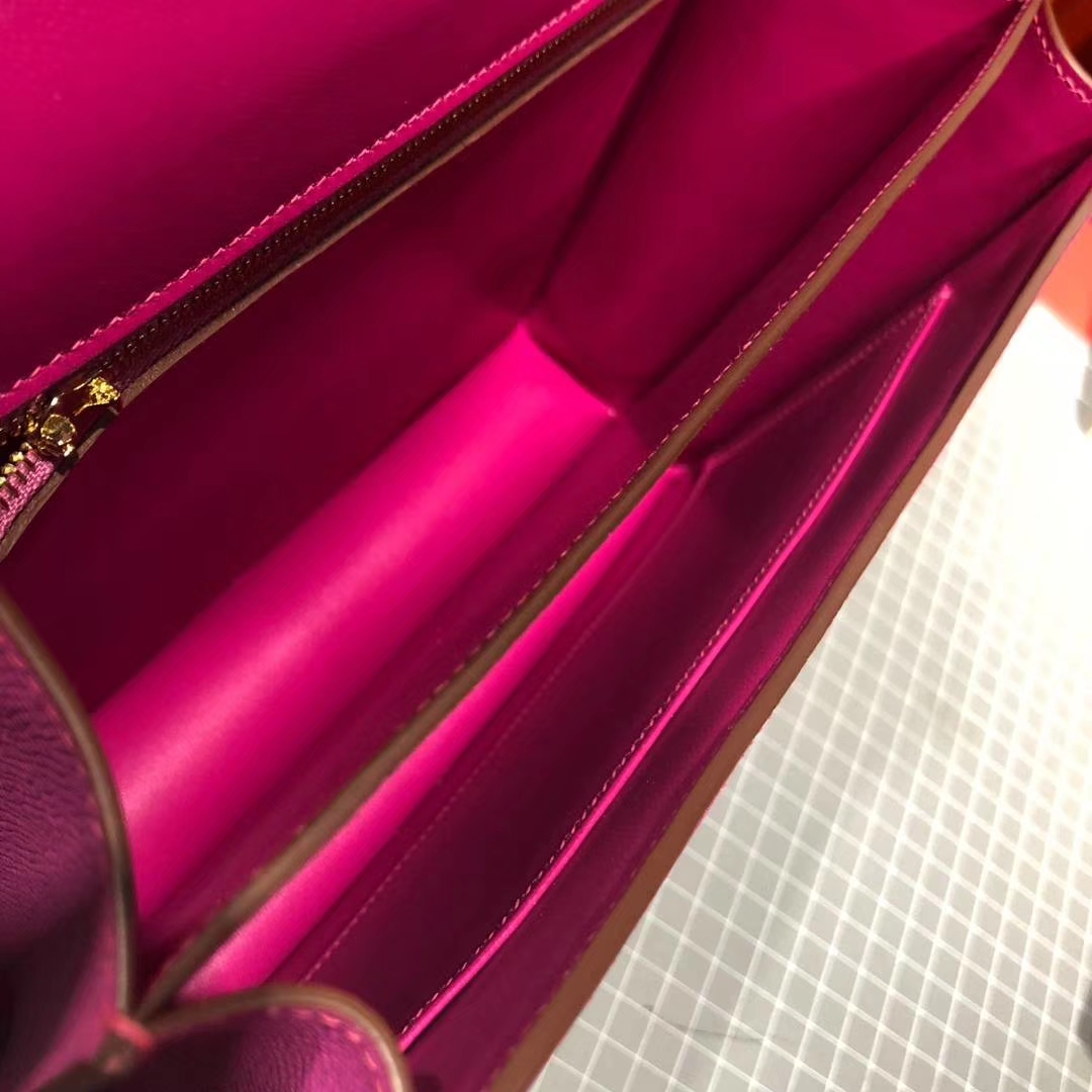 Hermes Constance24CM 爱马仕玉兰粉顶级掌纹牛皮康斯坦包空姐包 金扣