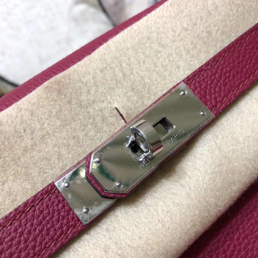 爱马仕Kelly女包 Hermes Kelly32CM 宝石红原厂Togo牛皮 银扣