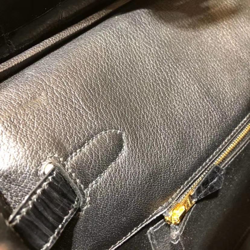 Hermes Birkin35CM 爱马仕黑色亮光尼罗鳄鱼皮铂金包 金扣