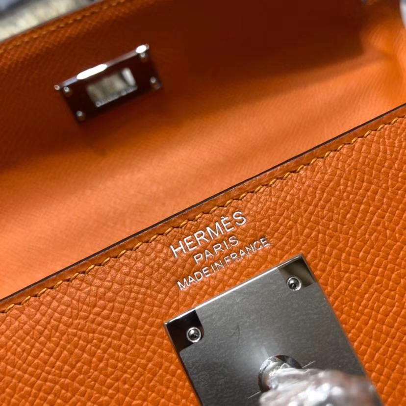 爱马仕凯莉包尺寸 Hermes Kelly28CM 橙色顶级掌纹牛皮手提女包 银扣