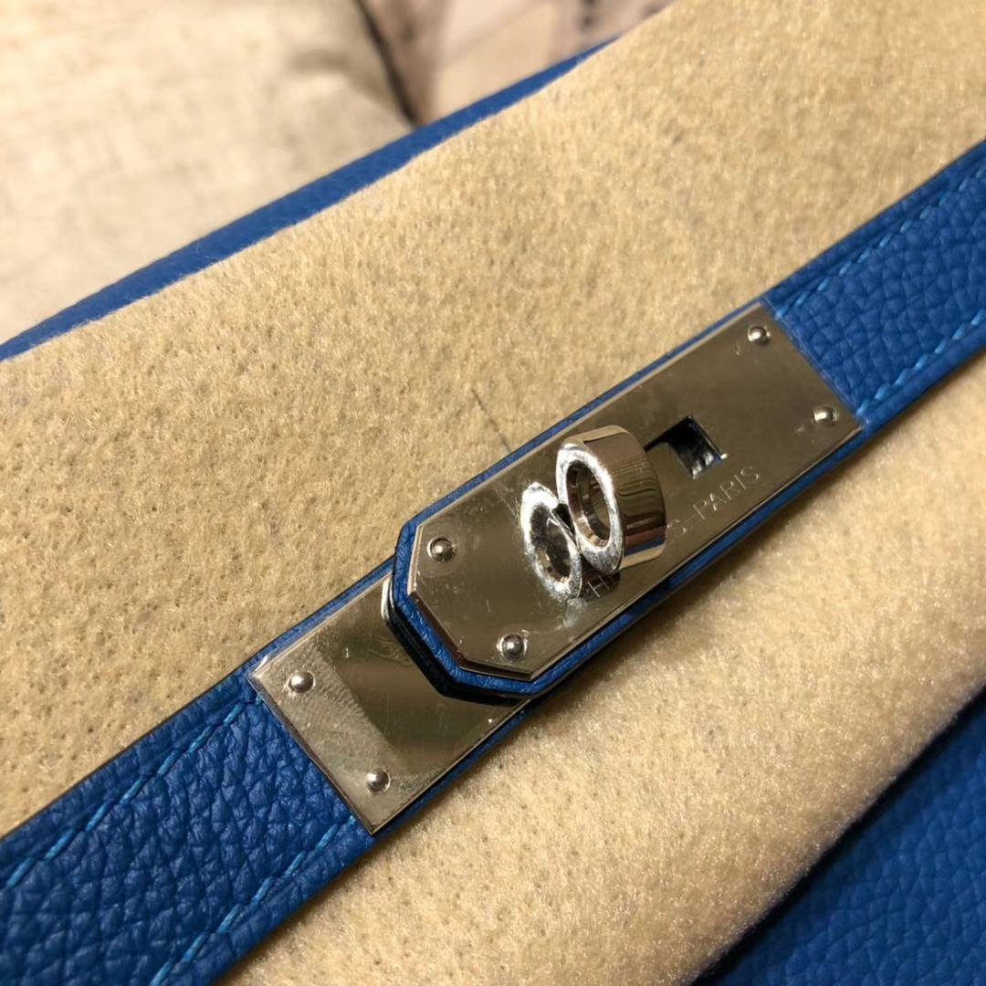 Hermes包包官网 爱马仕希腊蓝原厂御用Togo牛皮凯莉包Kelly32CM 银扣