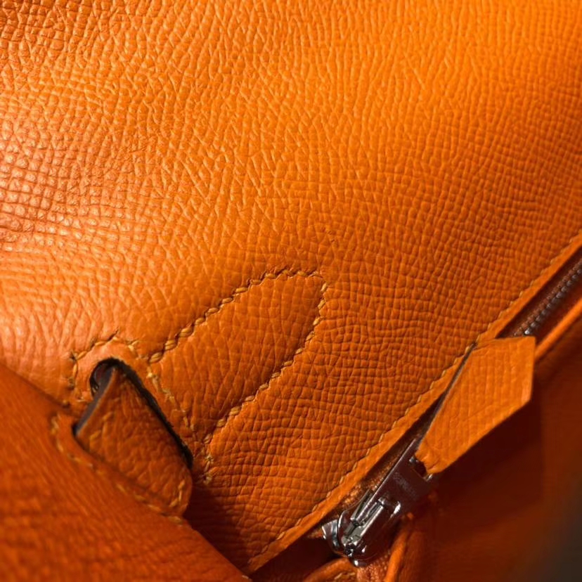 爱马仕凯莉包尺寸 Hermes Kelly28CM 橙色顶级掌纹牛皮手提女包 银扣