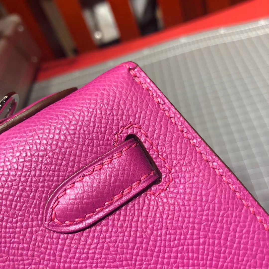 爱马仕Kelly女包 Hermes Kelly25CM 玉兰粉顶级Epsom牛皮凯莉包 银扣