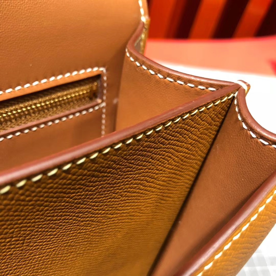 爱马仕康斯坦包尺寸 Hermes Constance24CM CK75土黄色原厂掌纹牛皮 金扣