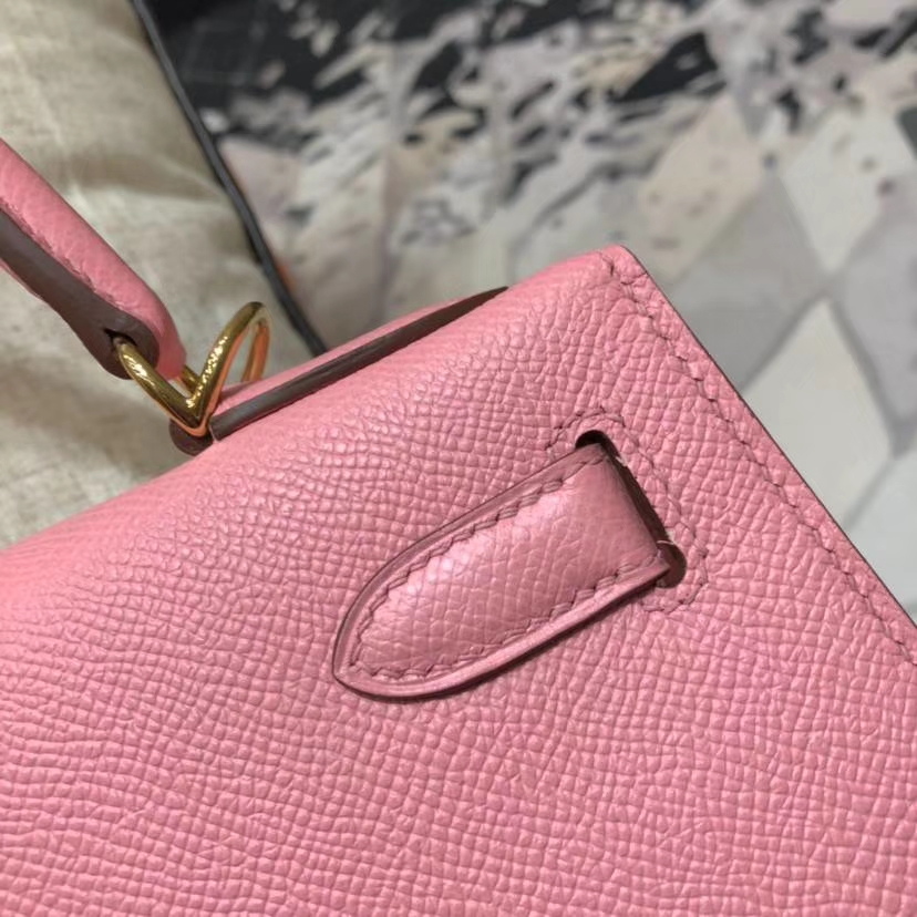 爱马仕凯莉包价格 Hermes Kelly28CM 奶昔粉进口Epsom牛皮 金扣