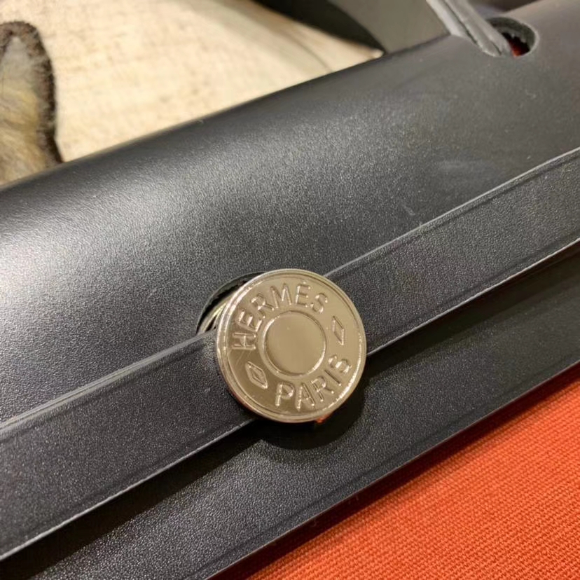 纯手工缝制 Hermes Herbag31CM 爱马仕古铜色帆布拼黑色马鞍皮手提包 银扣