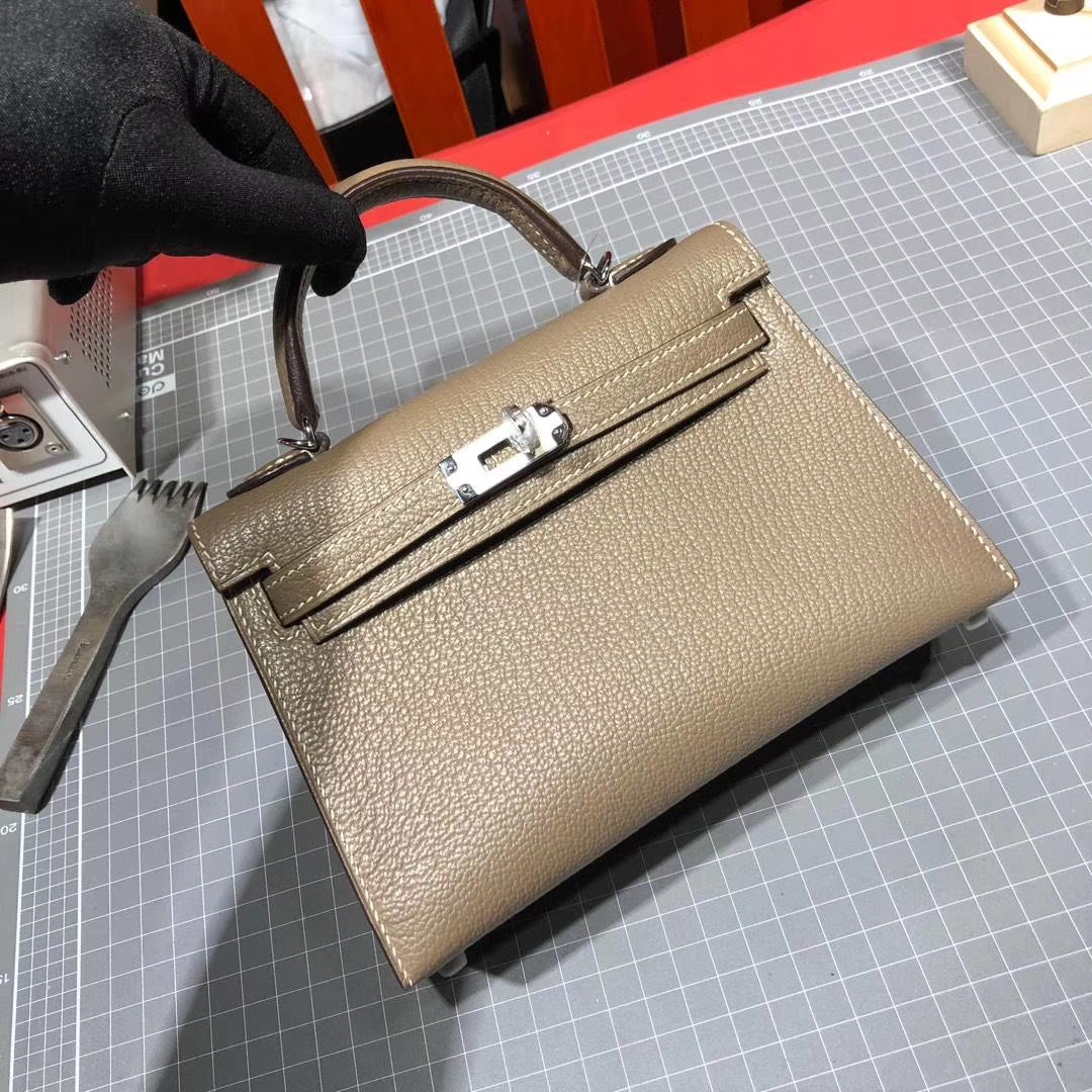 Hermes Minikelly2代 爱马仕大象灰顶级山羊皮迷你凯莉包2代晚宴手包 银扣