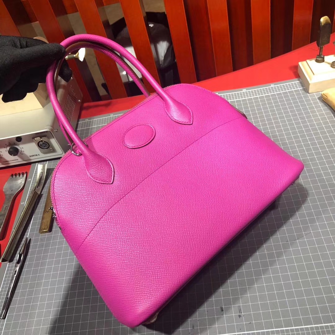 爱马仕新款女包 Hermes Bolide27CM 玉兰粉顶级Epsom牛皮保龄球包 银扣
