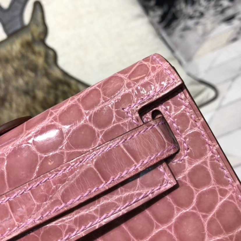 Hermes Kelly Cut 爱马仕陶瓷粉亮光尼罗鳄鱼皮晚宴手包 银扣