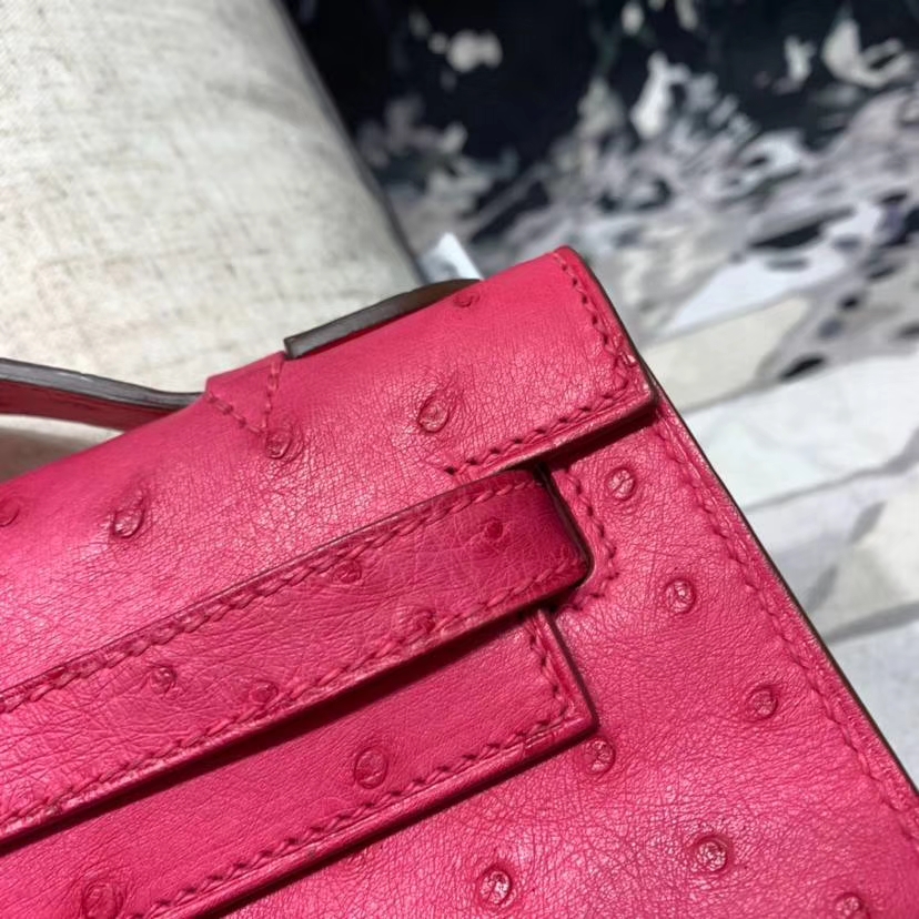 厂家直销 Hermes爱马仕E5玫红色南非鸵鸟皮迷你凯莉包Minikelly Pochette22CM 金扣