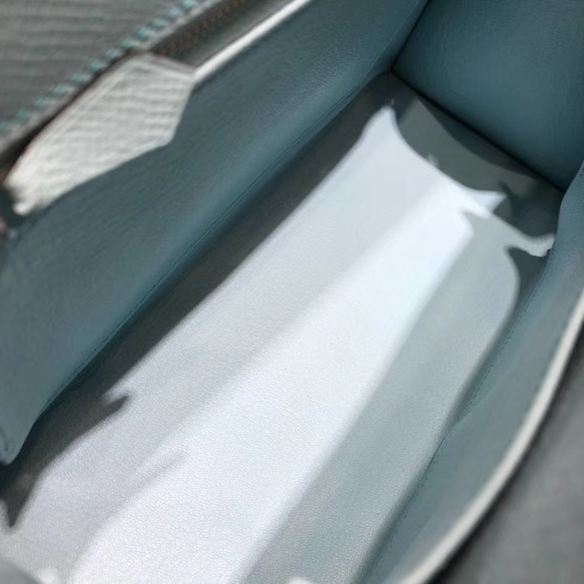 爱马仕Kelly包包 Hermes马卡龙蓝顶级Epsom牛皮凯莉包Kelly28CM 银扣