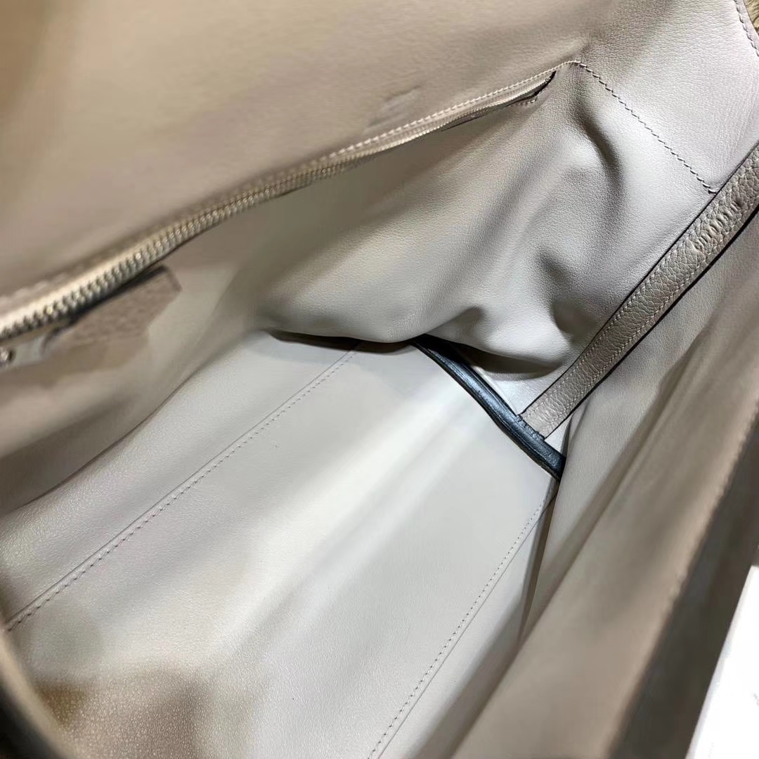 爱马仕包包价格 Hermes Kelly24-24 灰色顶级Togo牛皮新款凯莉包 银扣