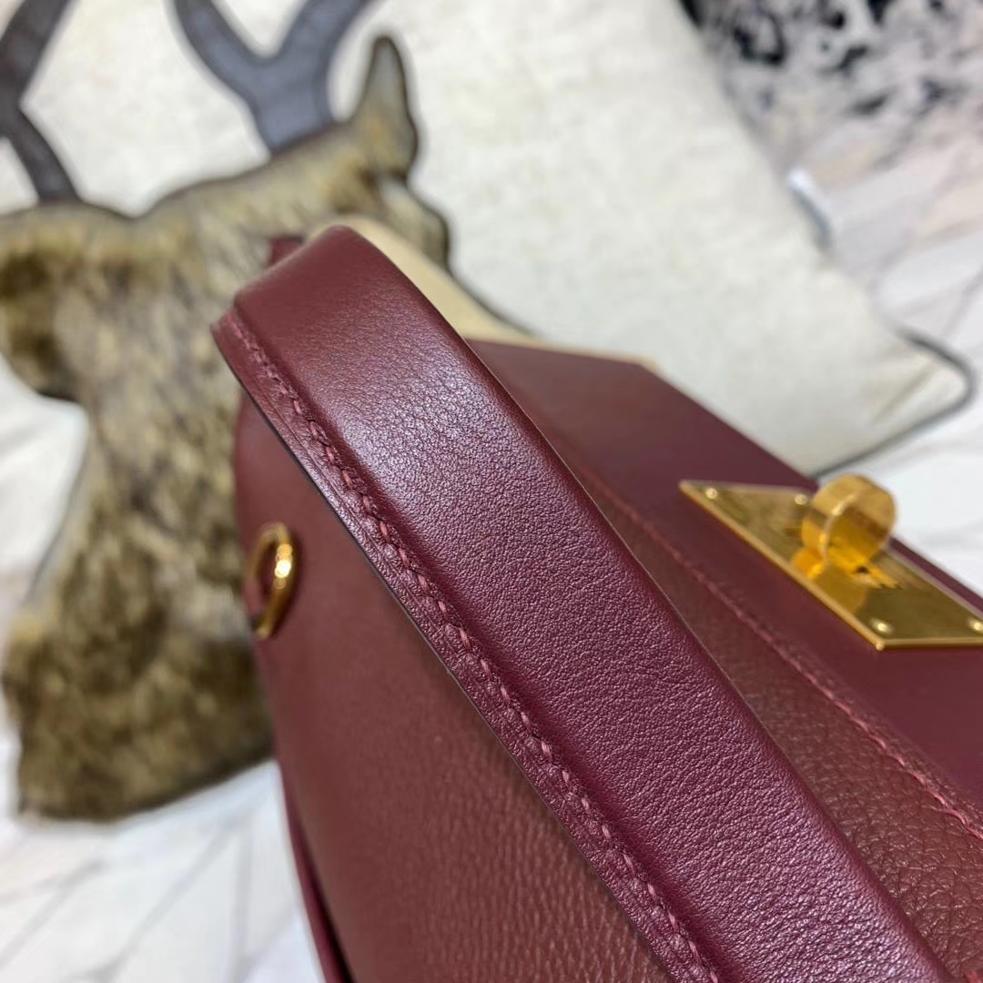 爱马仕包包定制 Hermes Kelly24-24 酒红色Togo牛皮新款凯莉女包 金扣