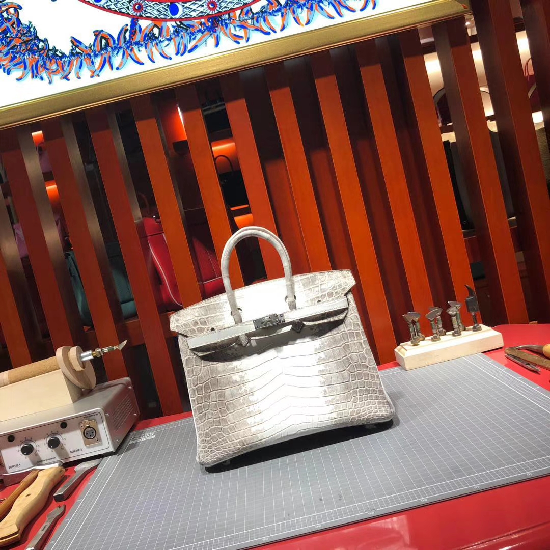 爱马仕包包定制 Hermes法国喜马拉雅鳄鱼皮铂金包Birkin25CM 银扣