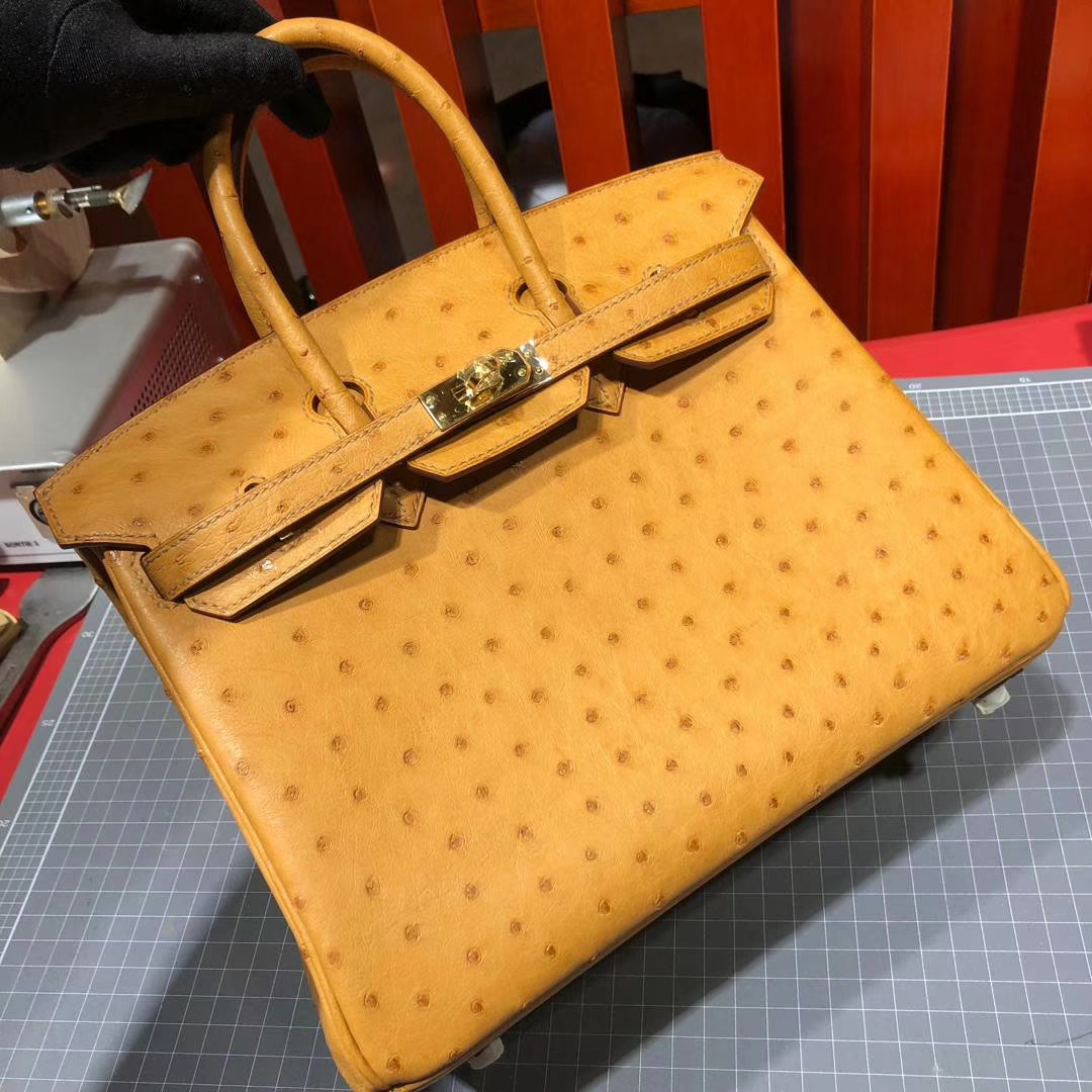 爱马仕铂金包价格 Hermes Birkin25CM 琥珀黄南非鸵鸟皮 金扣