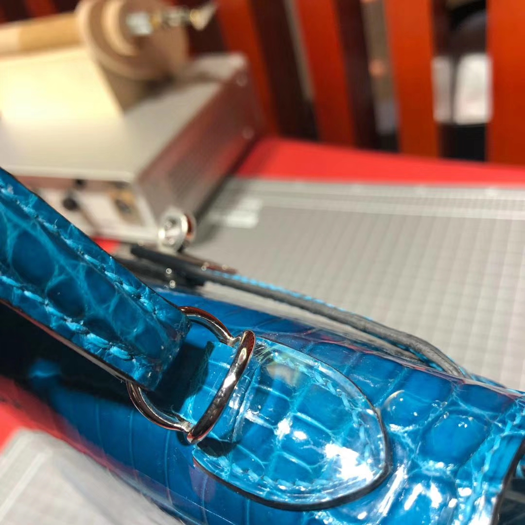 Hermes Kelly25CM 爱马仕水妖蓝法国顶级尼罗鳄鱼皮凯莉包 银扣