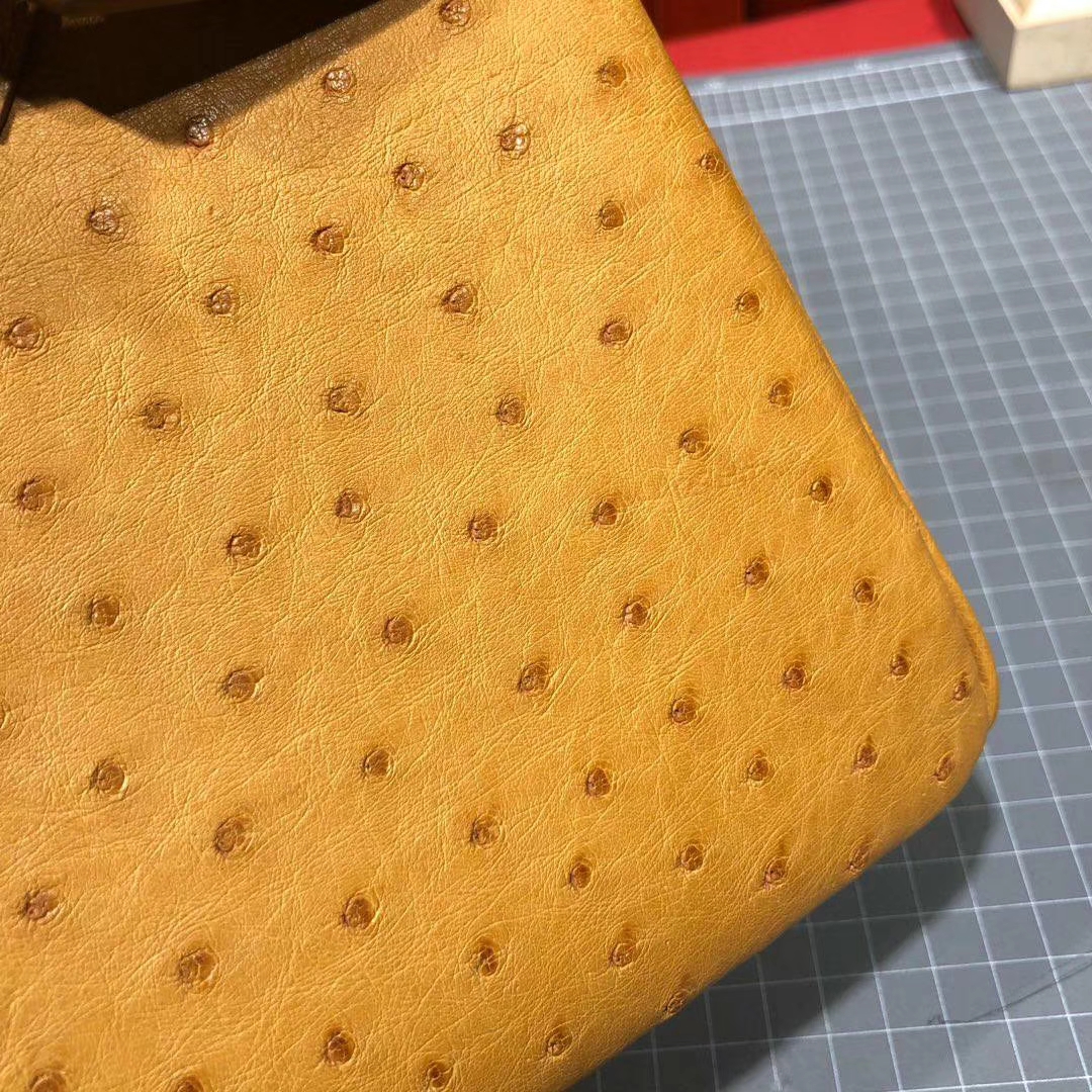 爱马仕铂金包价格 Hermes Birkin25CM 琥珀黄南非鸵鸟皮 金扣