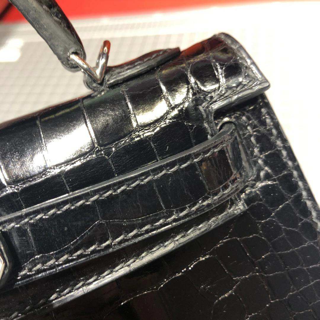 Hermes Minikelly2代 爱马仕黑色亮面美洲鳄鱼皮迷你凯莉包2代手包 银扣