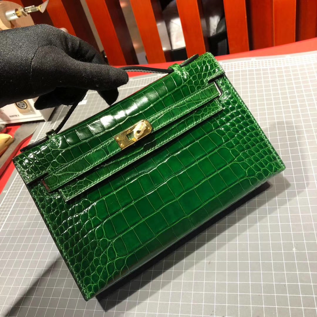 爱马仕迷你凯莉包 Hermes Minikelly22CM 祖母绿美洲鳄鱼皮手拿包 金扣