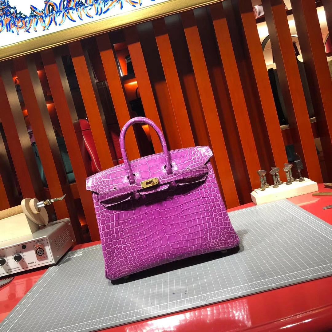 Hermes包包官网 爱马仕水晶紫Hcp亮面尼罗鳄鱼皮铂金包Birkin25CM 金扣