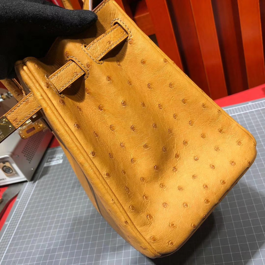 爱马仕铂金包价格 Hermes Birkin25CM 琥珀黄南非鸵鸟皮 金扣