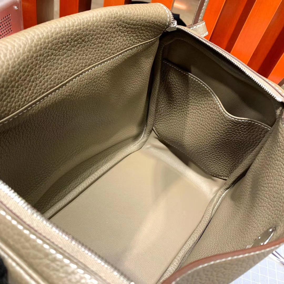 Hermes Lindy26CM 爱马仕18大象灰Clemence牛皮琳迪包 银扣