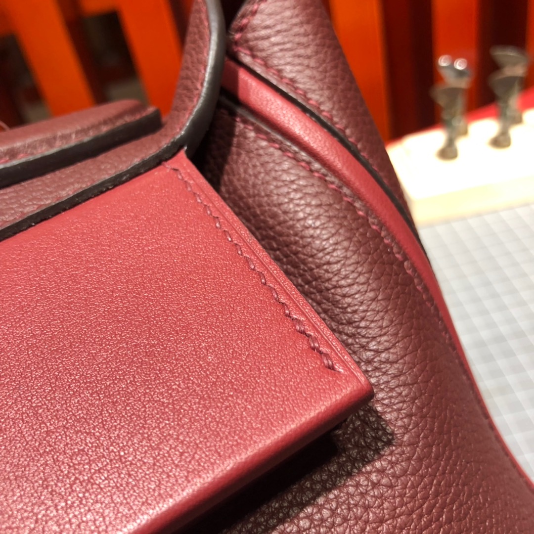 Hermes包包官网 爱马仕波尔多酒红法国Taurillon maurice皮24-24Kelly29CM 金扣