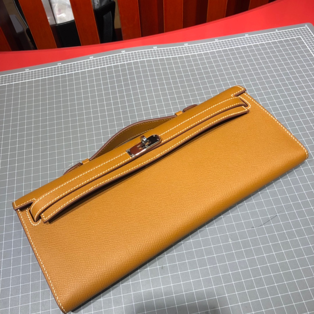 Hermes Kelly Cut 爱马仕土黄色顶级Epsom牛皮晚宴包手拿包 银扣
