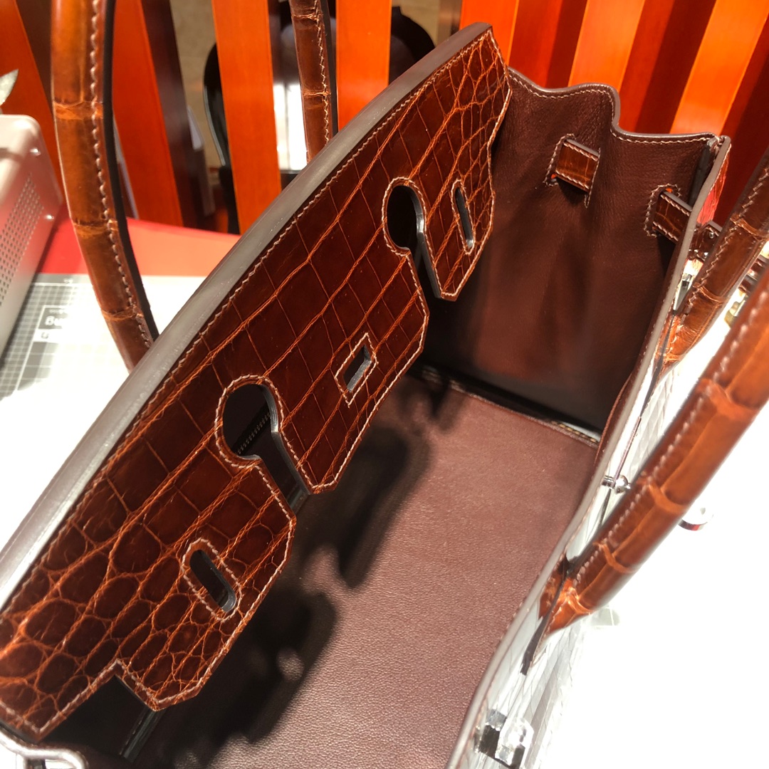 爱马仕铂金包定制 Hermes亮面尼罗鳄鱼皮Birkin女包30CM 31蜜糖棕 银扣