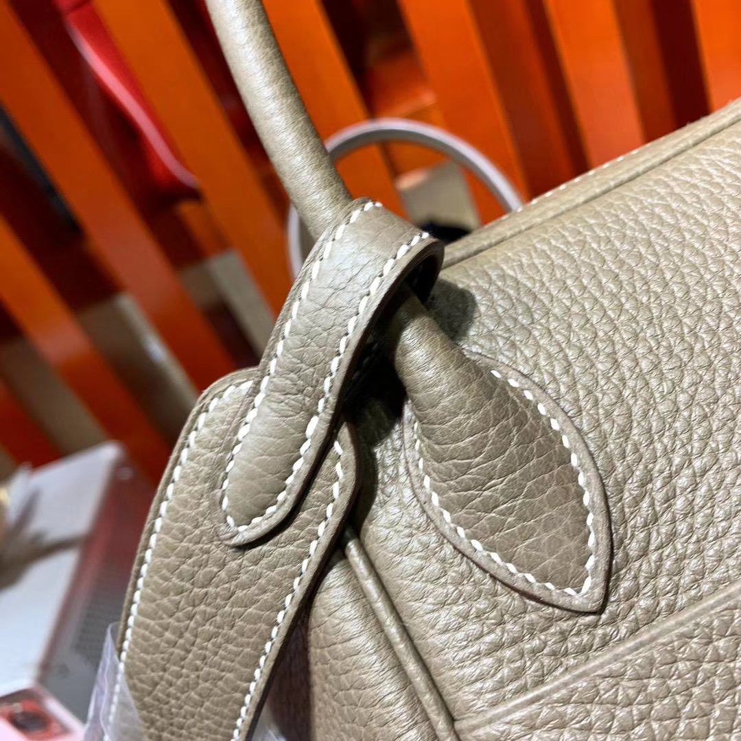 Hermes Lindy26CM 爱马仕18大象灰Clemence牛皮琳迪包 银扣