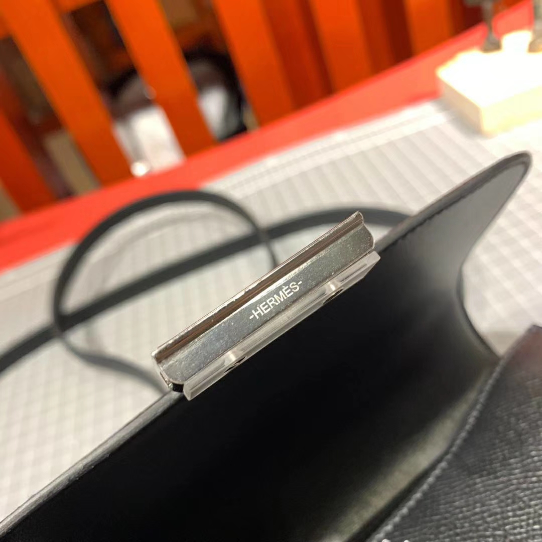 爱马仕空姐包尺寸 Hermes Constance19CM 89黑色掌纹牛皮康斯坦包 银扣