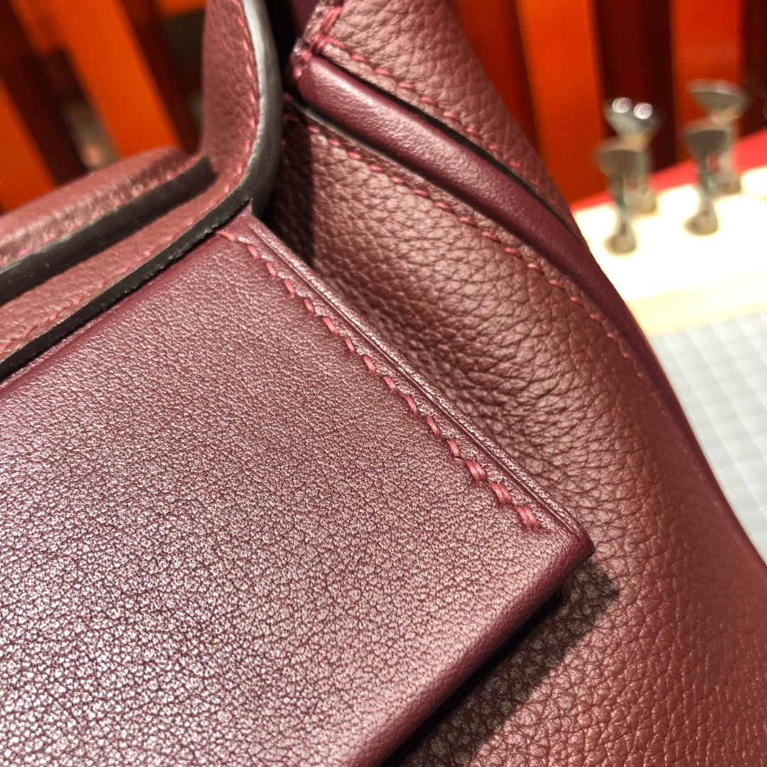 广州白云皮具城 Hermes爱马仕波尔多酒红法国小牛皮24-24Kelly凯莉包29CM 金扣