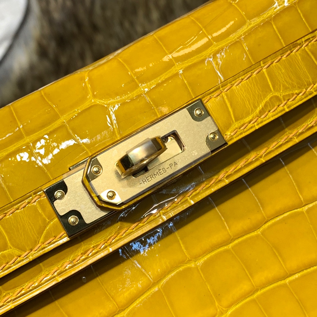 Hermes Minikelly2代 爱马仕迷你凯莉包2代手包 琥珀黄亮光鳄鱼皮 金扣