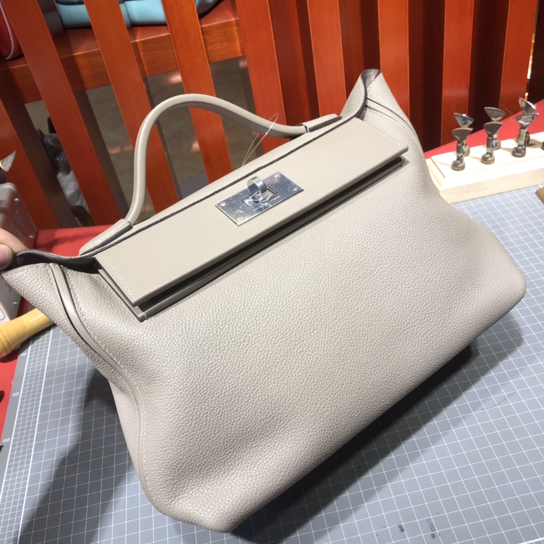 爱马仕包包价格 Hermes Kelly24-24 浅灰色进口Taurillon maurice皮凯莉包新款29CM 银扣