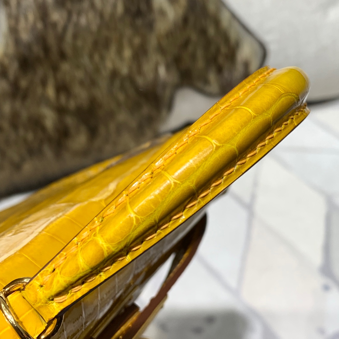 Hermes Minikelly2代 爱马仕迷你凯莉包2代手包 琥珀黄亮光鳄鱼皮 金扣