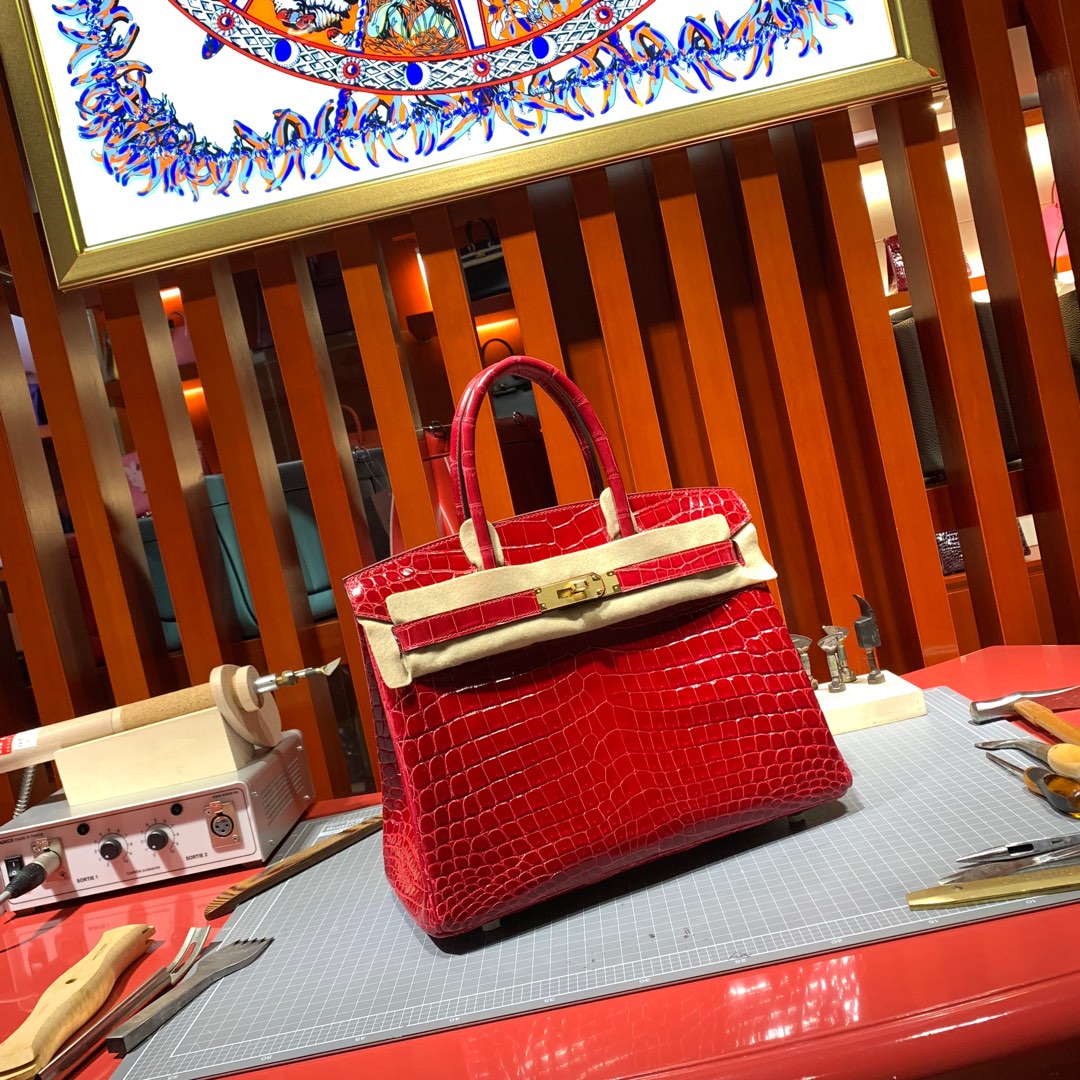 Hermes Birkin30CM 爱马仕95法拉利红亮面尼罗鳄鱼皮铂金包 金扣