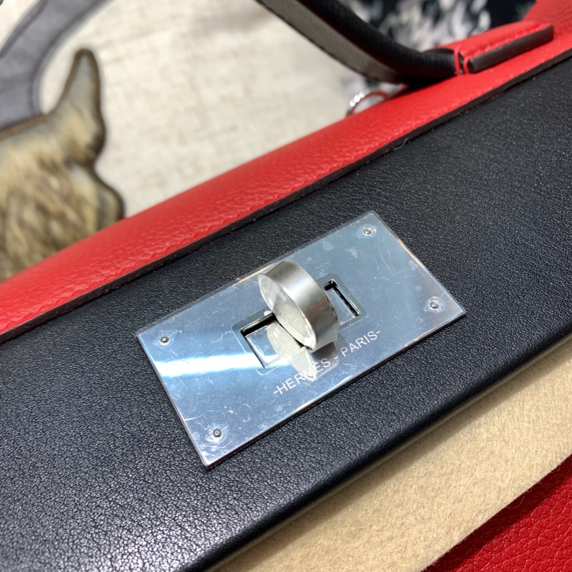 爱马仕新款女包 Hermes Kelly24-24 Q5中国红拼89黑色拼色手提包29CM 银扣